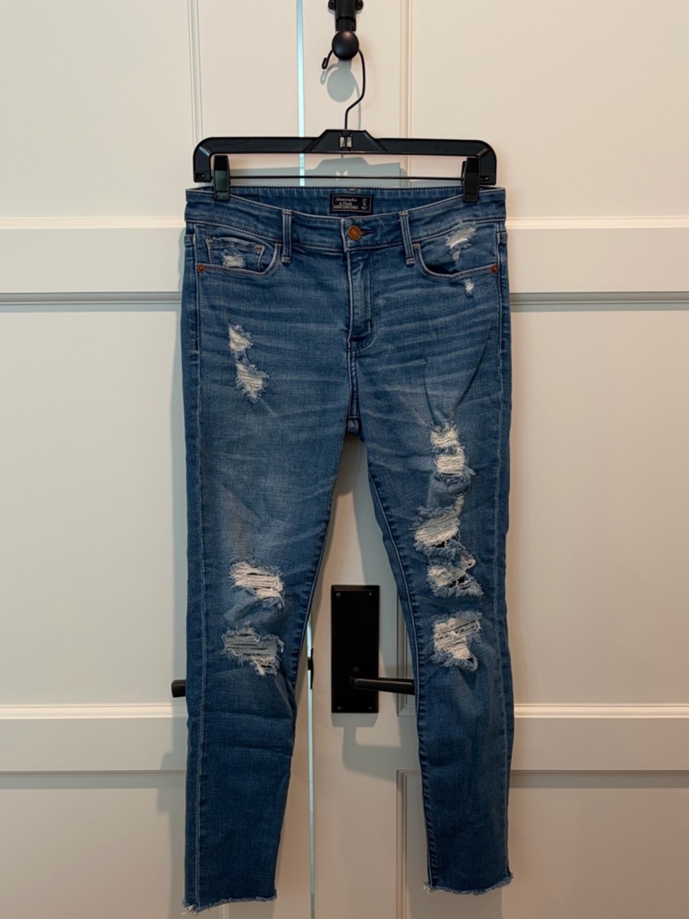 Abercrombie & Fitch Harper Super Skinny Jeans Women’s Size 27 Distressed